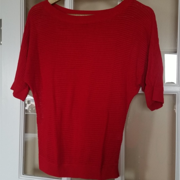 Express Top - Picture 3 of 3